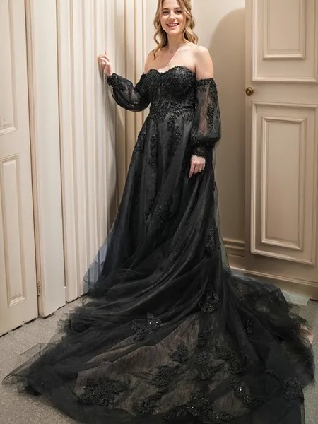 Ball-Gown Sweetheart Chapel...