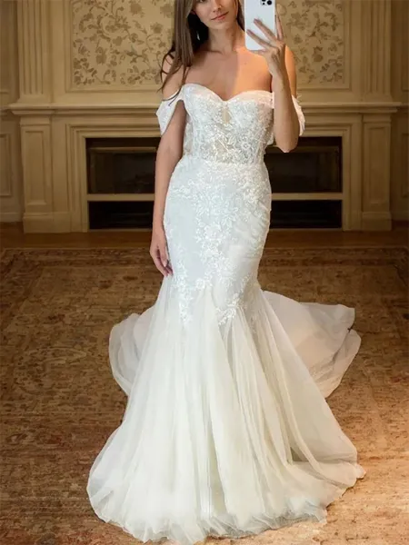 Sheath Off-the-Shoulder Appliques Lace Chapel Train Tulle Wedding Dress