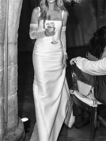 Sheath Straps Sweep Train...