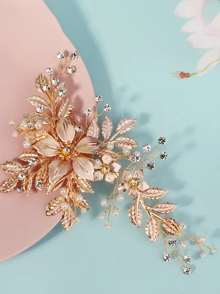 Elegant Pearls With...