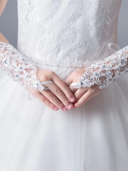 Chic Lace With Rhinestone...