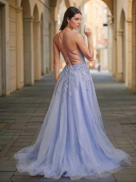 A-line V-neck Appliques...