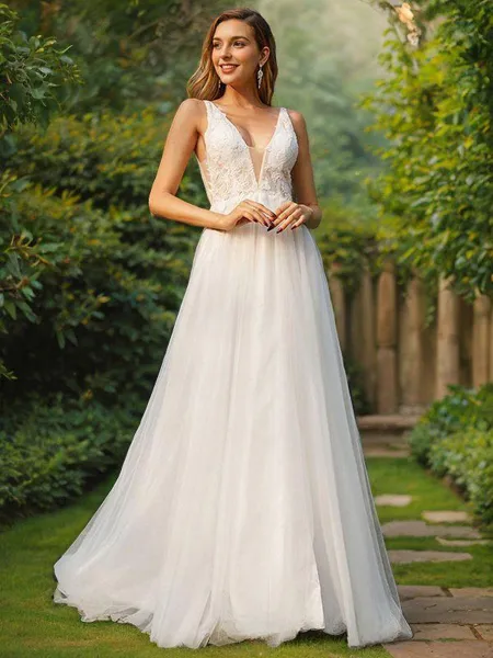 A-Line/Princess Tulle Applique V-neck Sleeveless Sweep Train Wedding Dresses