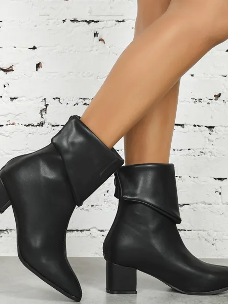 Women's Closed Toe Chunky...