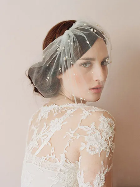 One-tier Cut Edge Birdcage Veils With Imitation Pearls