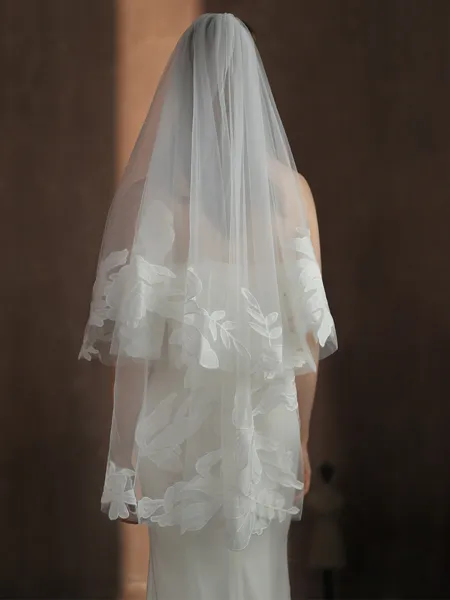 Attrftive Tulle Two-Tier...