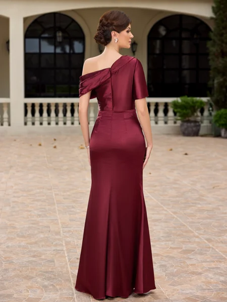 Sheath One-Shoulder Short...