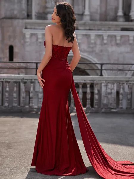 Sheath Sweetheart Appliques...