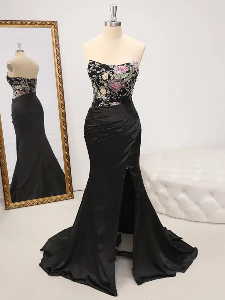 Sheath Straight Appliques...