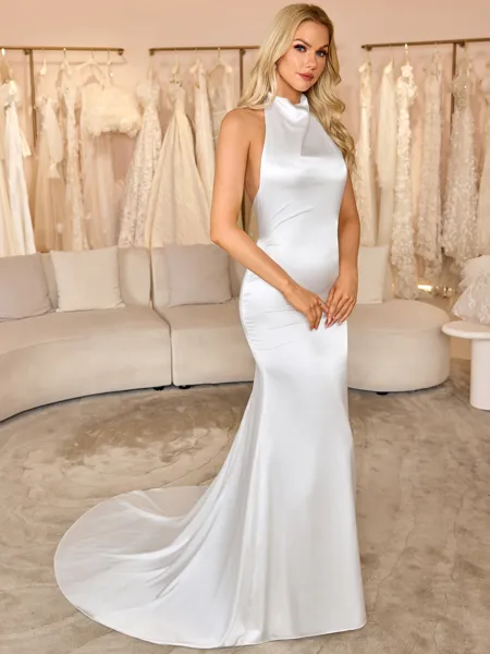 Sheath Halter Court Train...