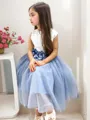 A-Line/Princess Scoop Tea-Length Tulle Flower Girl Dresses With Flower