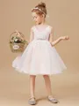 A-Line/Princess V-neck Knee-Length Tulle Junior Bridesmaid Dresses With Belt/Sash