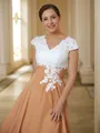A-Line/Princess V-neck Tea-Length Chiffon Mother of the Bride Dresses With Lace