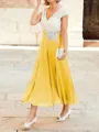 A-Line/Princess V-neck Tea-Length Chiffon Mother of the Bride Dresses With Lace Applique