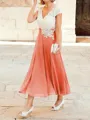 A-Line/Princess V-neck Tea-Length Chiffon Mother of the Bride Dresses With Lace Applique