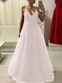 A-Line/Princess Spaghetti Straps Floor-Length Tulle Prom Dress With Appliques Lace