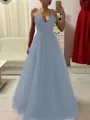 A-Line/Princess Spaghetti Straps Floor-Length Tulle Prom Dress With Appliques Lace