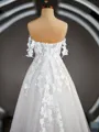 A-Line/Princess Off-the-Shoulder Chapel Train Tulle Wedding Dresses with Appliques Lace