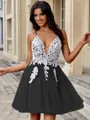 A-line V-neck Appliques Lace Short/Mini Tulle Homecoming Dress