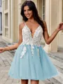 A-line V-neck Appliques Lace Short/Mini Tulle Homecoming Dress