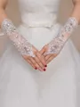 Luxurious Tulle Lace Wedding Gloves