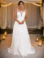 A-Line/Princess Lace Applique Scoop Sleeveless Sweep Train Wedding Dresses
