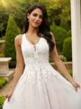 A-Line/Princess Tulle Lace V-neck Sleeveless Court Train Wedding Dresses