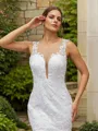 Trumpet/Mermaid Tulle Lace Scoop Sleeveless Court Train Wedding Dresses