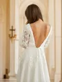 A-Line/Princess Tulle Lace V-neck Long Sleeves Court Train Wedding Dresses