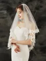 Charming Tulle Fingertip Bridal Veils With Applique