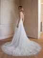 A-Line/Princess Tulle Lace Scoop Sleeveless Chapel Train Wedding Dresses
