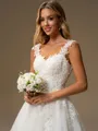 Ball-Gown Sweetheart Appliques Lace Floor-Length Tulle Wedding Dress