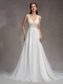 A-Line/Princess Chiffon Lace V-Neck Sleeveless Court Train Wedding Dresses