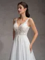 A-Line/Princess Chiffon Lace V-Neck Sleeveless Court Train Wedding Dresses