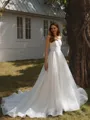 A-line Spaghetti Straps Chapel Train Organza Wedding Dress