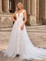 Sheath/Column Tulle Scoop Sleeveless Cathedral Train Wedding Dresses