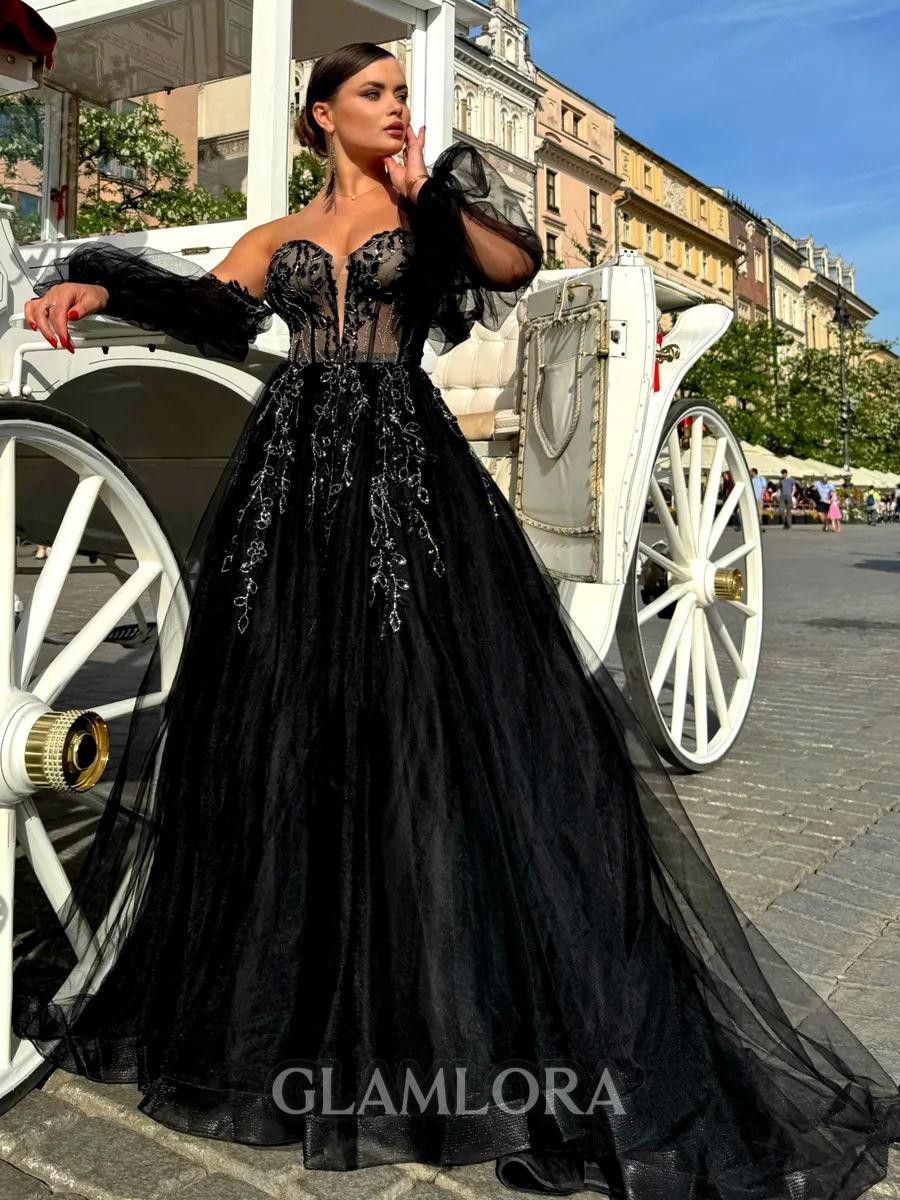 Gorgeous Ball-Gown Tulle Sweetheart Long Sleeves Sweep Train Corset Prom Dress With Appliques Lace