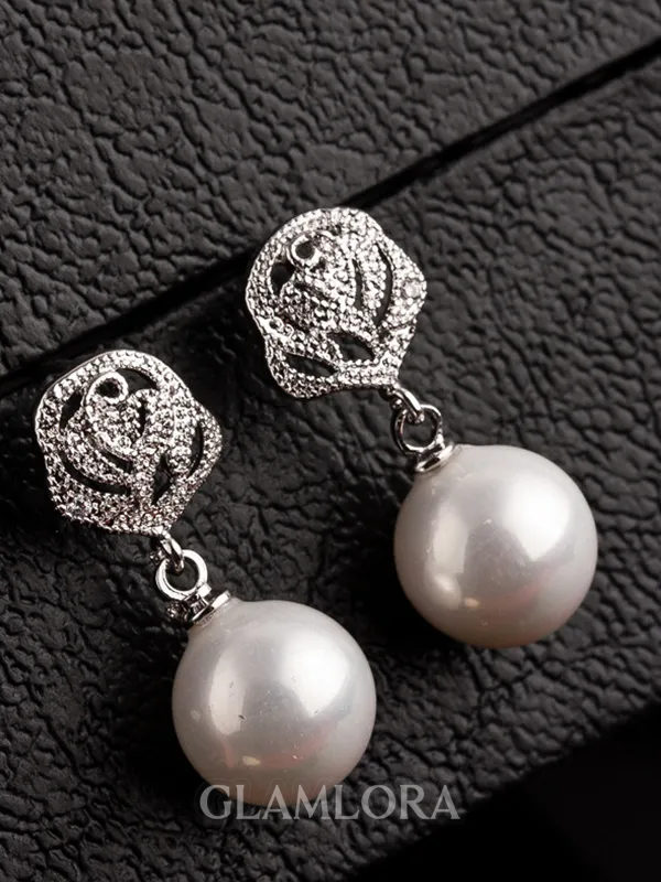 Elegant Copper With Imitation Pearl Hot Sale Earrings