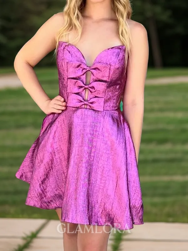 Sophisticated A-line Sweetheart Bow Short/Mini Homecoming Dress