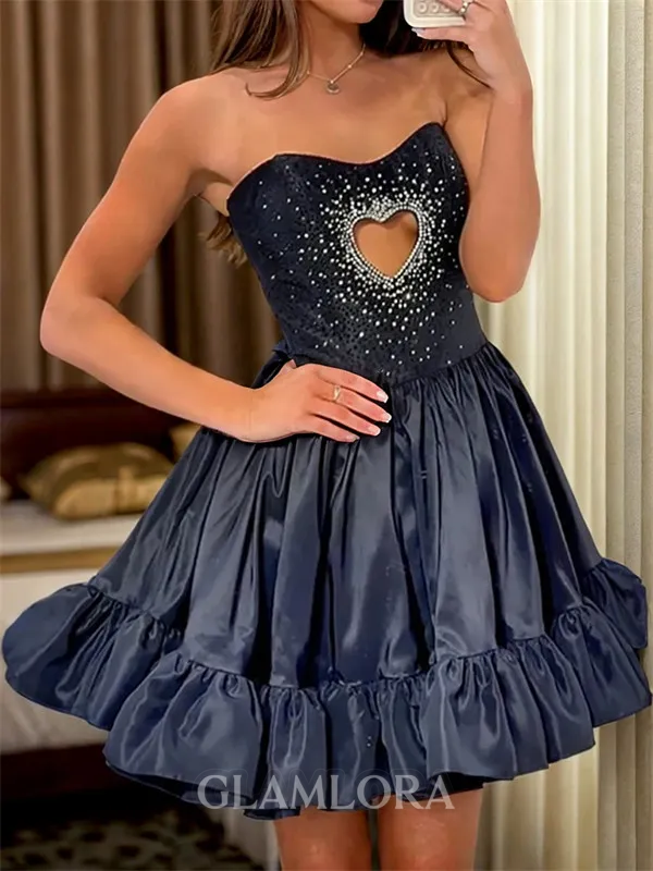 Captivating A-line Straight Rhinestone Short/Mini Silk Like Satin Homecoming Dress