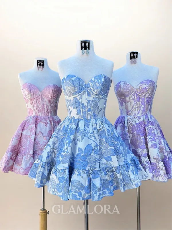 Striking A-line Sweetheart Short/Mini Corset Homecoming Dress