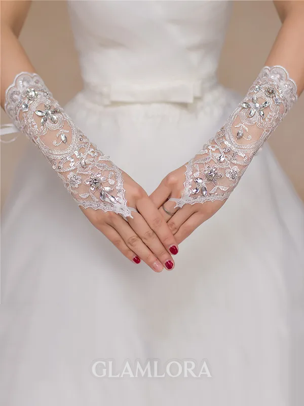 Luxurious Tulle Lace Wedding Gloves