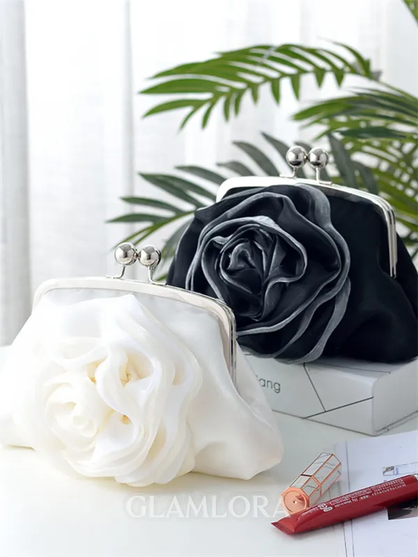 Gorgeous Silk With Flower Evening/Party Handbags