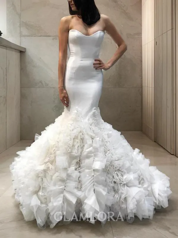 Trumpet/Mermaid Sweetheart Sleeveless Sweep Train Satin Graceful Wedding Dress