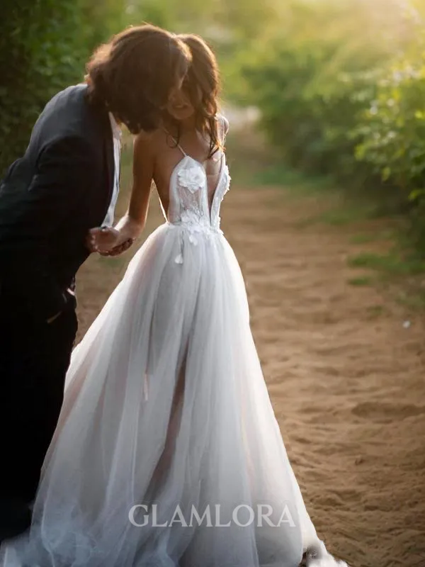 A-line Princess Spaghetti Straps Sleeveless Elegant Sweep Train Tulle Wedding Dress With Applique
