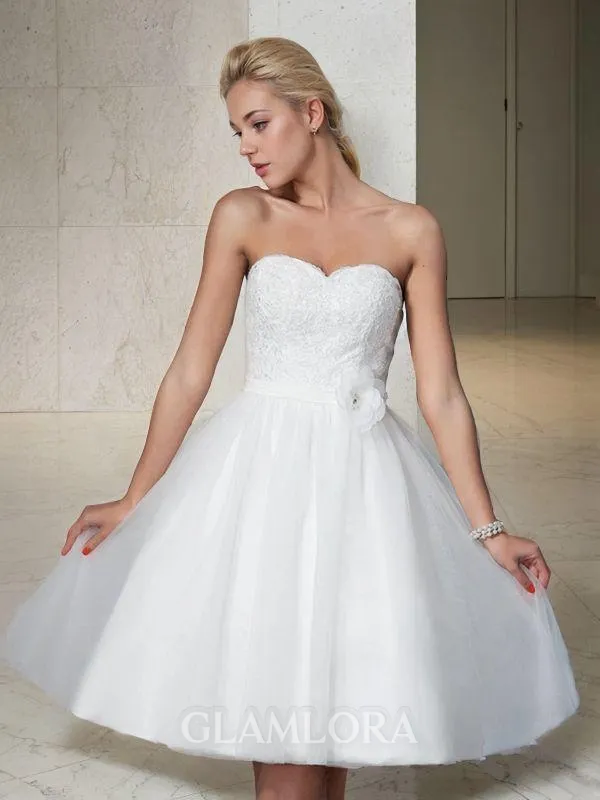 A-line Princess Sweetheart Sleeveless Flowing Knee-Length Tulle Wedding Dress With Hand-Made Flower