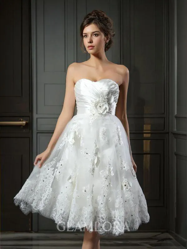 A-line Sweetheart Sleeveless Short/Mini Pretty Satin Wedding Dress With Ruched