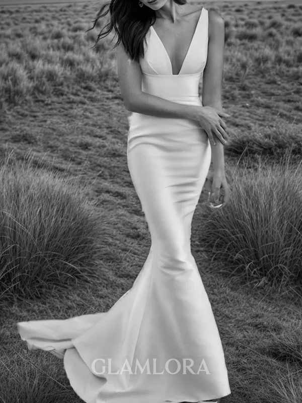 Sheath/Column V-Neck Glamorous Stretch Crepe Court Train Wedding Dress