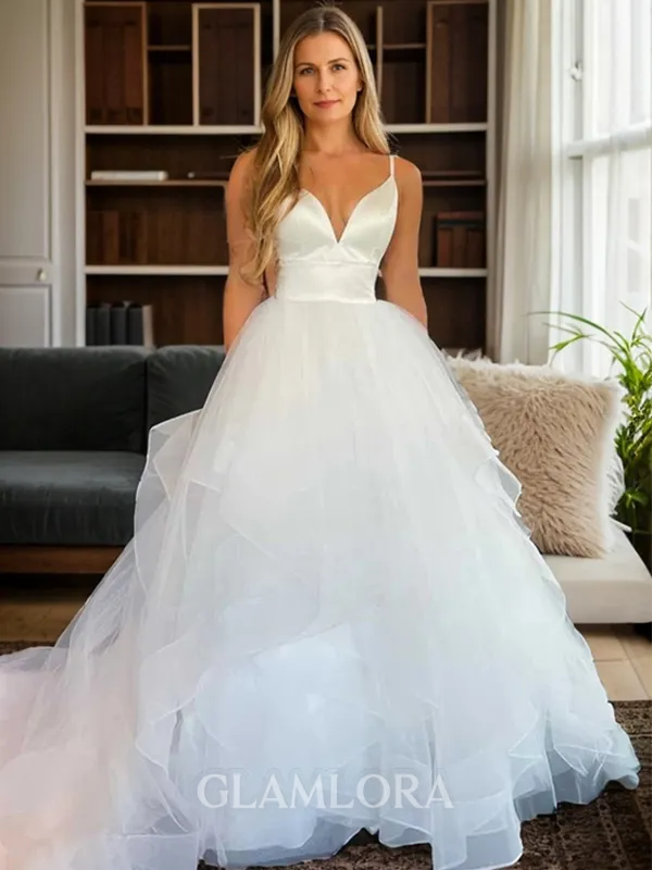 Splendid A-line V-neck Chapel Train Tulle Wedding Dress