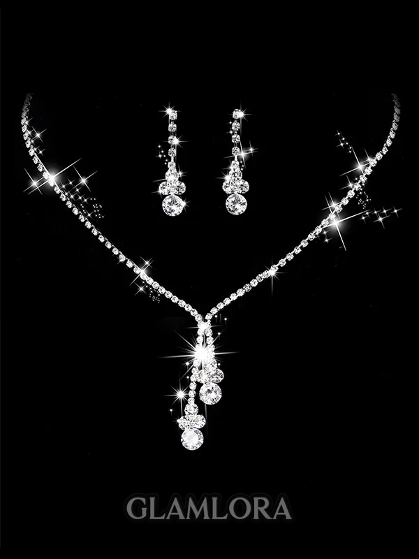 Graceful Copper With Rhinestone Jewelry Sets For Ladies